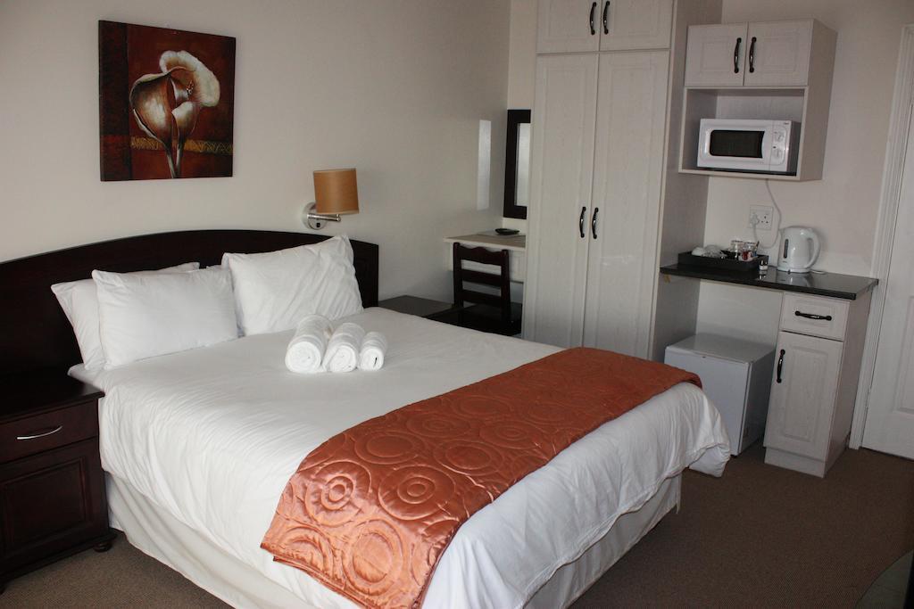 דורבן Addis Bed And Breakfast חדר תמונה